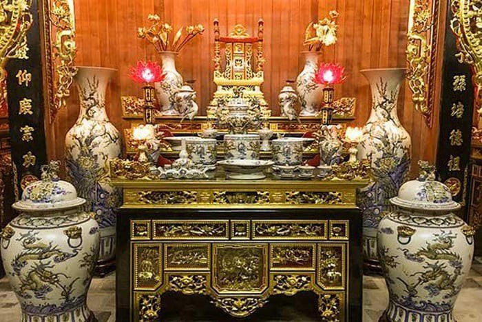 Đồ cổ không nên vứt đi càng dể càng giàu có