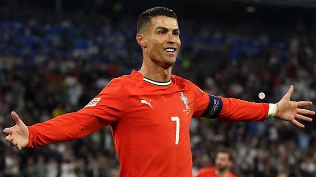 Cristiano Ronaldo xác lập kỷ lục ghi bàn tại Nations League.