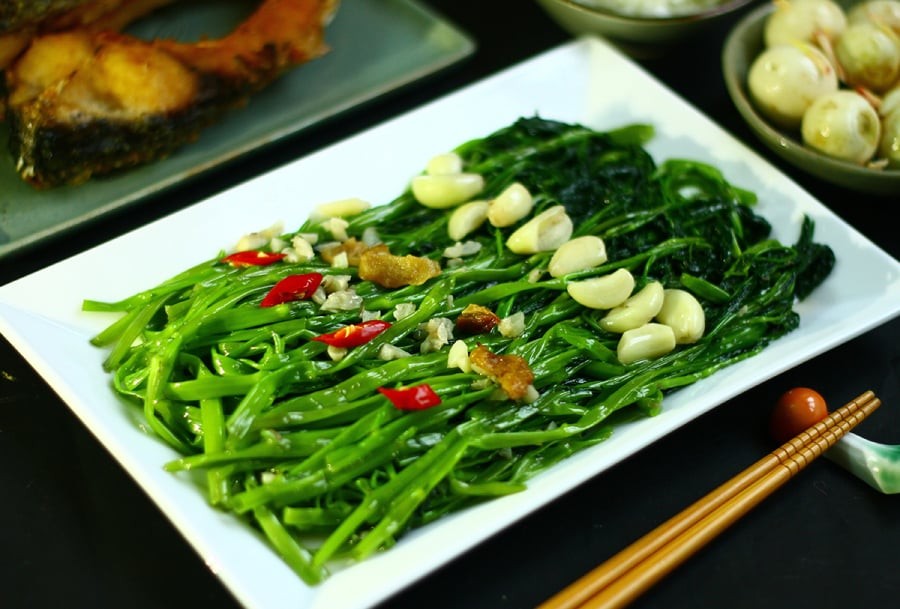 Rau muống là một trong những loại rau quen thuộc và phổ biến nhất ở Việt Nam