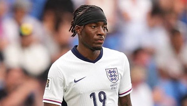 Noni Madueke gây ấn tượng trong trận đấu với Andorra.
