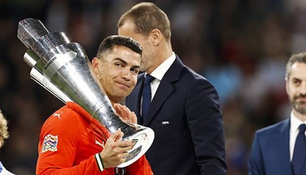 Xuyên suốt hành trình Nations League 2024/25, Ronaldo đều để lại dấu ấn đậm nét với các bàn thắng quan trọng ở cả vòng tứ kết, bán kết và giờ là trận chung kết.