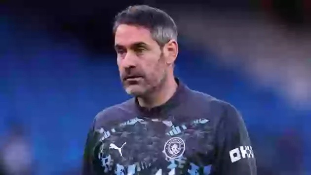 Carson làm
