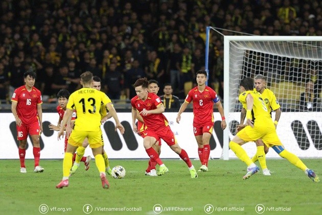 ĐT Việt Nam gặp nhiều khó khăn trước các cầu thủ nhập tịch Malaysia.