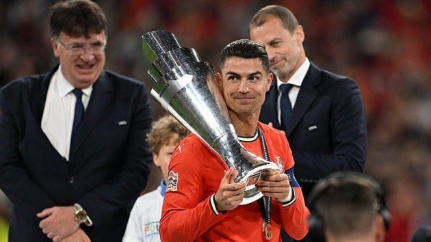 Ronaldo vừa vô địch Nations League với Bồ Đào Nha.
