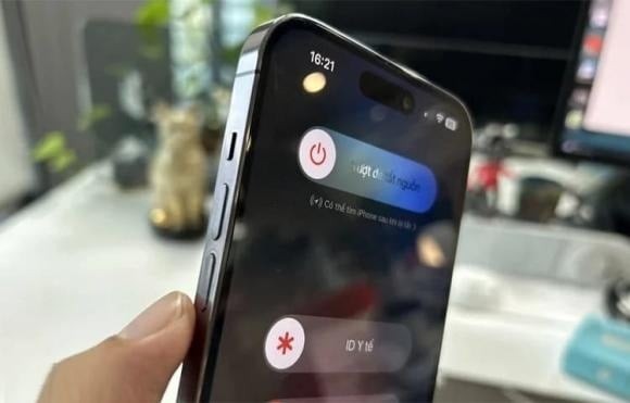 Trong các trường hợp nguy cấp, một số dòng điện thoại cho phép kích hoạt chế độ gọi cứu trợ bằng nút âm lượng.