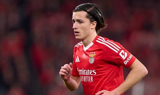 Real Madrid đặt Alvaro Carreras vào tầm ngắm.