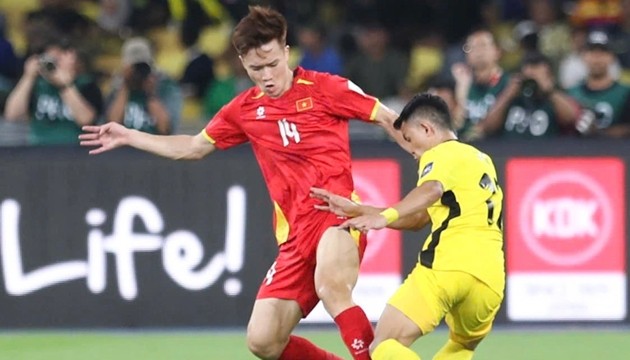 Việt Nam thất bại toàn diện trước Malaysia.