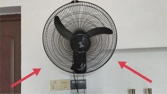Chỉ với vài bước đơn giản, bạn đã có thể vệ sinh quạt sạch bong mà không tốn nhiều thời gian hay công sức!
