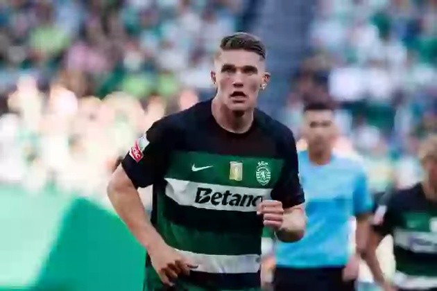 Arsenal đưa ra đề nghị đầu tiên nhưng bị từ chối.