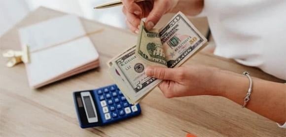 Dấu hiệu tiếp theo cảnh báo gia đình đang đi xuống là khi sự lười biếng trở thành lối sống chung.