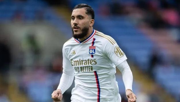 Rayan Cherki vừa chuyển tới Manchester City từ Lyon.
