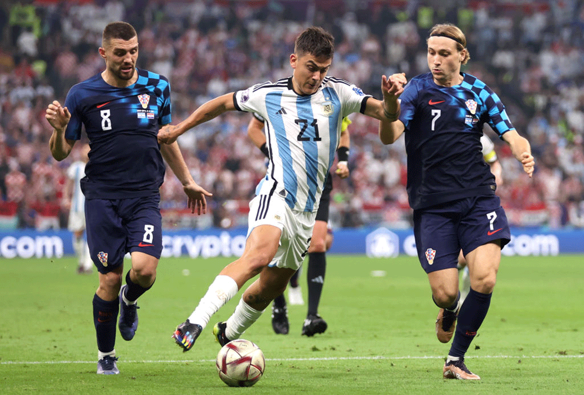 Dybala có những phút thi đấu đầu tiên trong trận bán kết với Croatia
