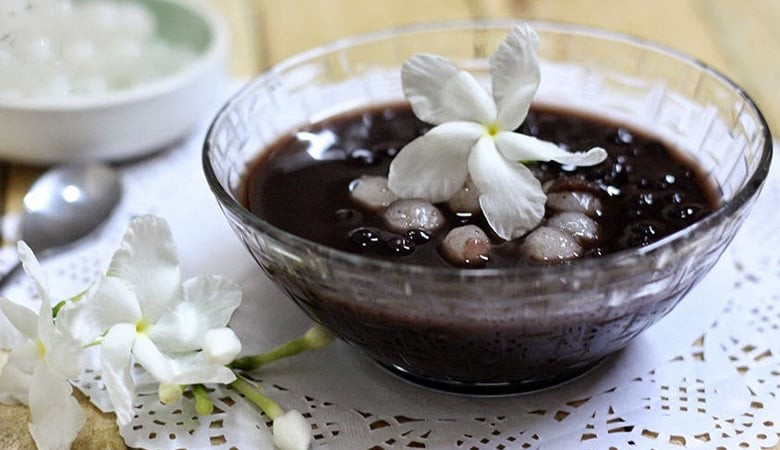 Bí quyết ninh chè đỗ đen nhanh nhừ rút ngắn thời gian đun nấu