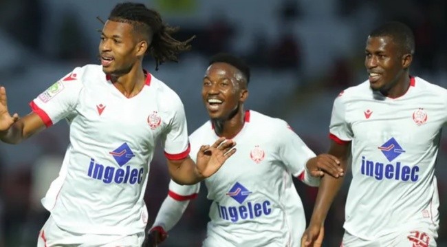 Wydad AC bị đánh giá yếu hơn Man City.