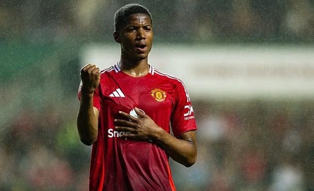 Manchester United đang chú ý nhiều hơn đến các