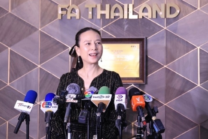 Madam Pang hiện là chủ tịch Liên đoàn bóng đá Thái Lan (FAT).