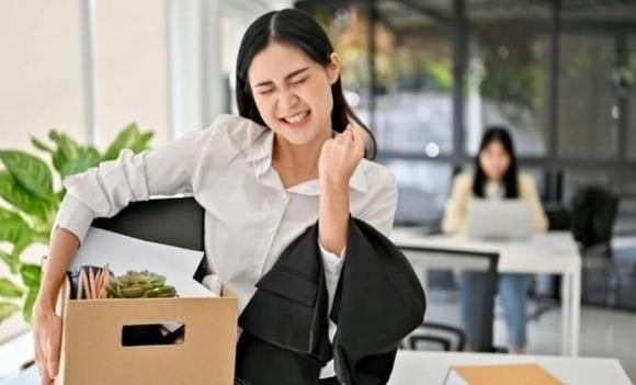 Rất nhiều người trong hành trình lập nghiệp cũng giống như “con quạ” ấy.