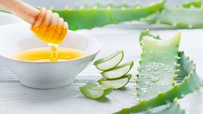 Cách làm mặt nạ dưỡng da nha đam