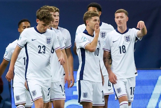 U21 Anh đã lọt vào bán kết giải đấu.