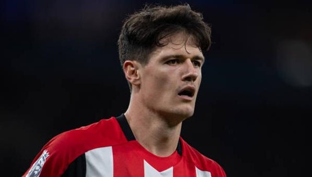 Christian Norgaard chuẩn bị chuyển sang khoác áo Arsenal.