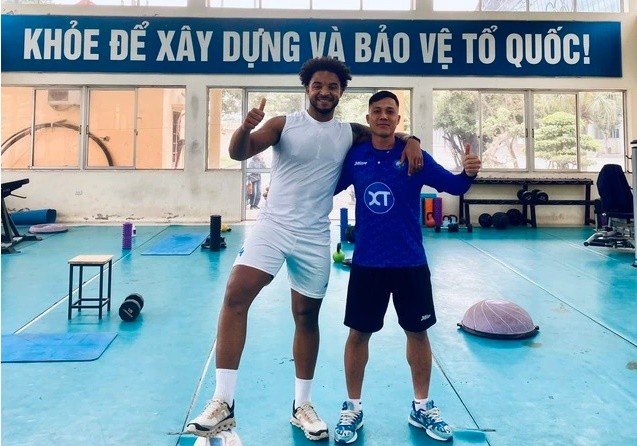 Bác sĩ Tài và tiên đạo Nguyễn Xuân Son.