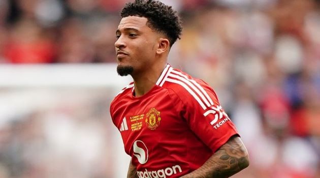 Juventus quan tâm đến Jadon Sancho.