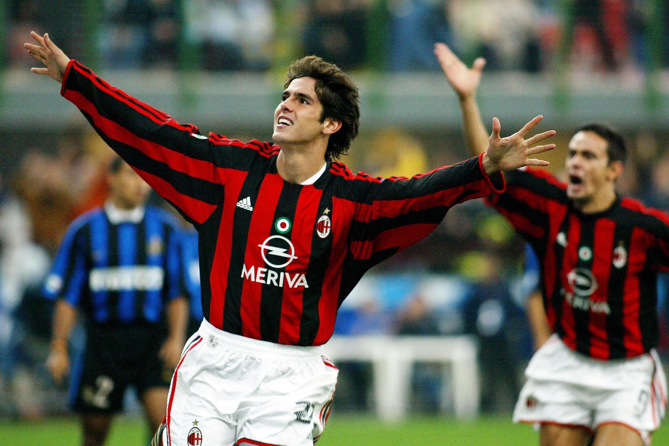 Kaka tỏa sáng ở Serie A từ mùa giải đầu tiên