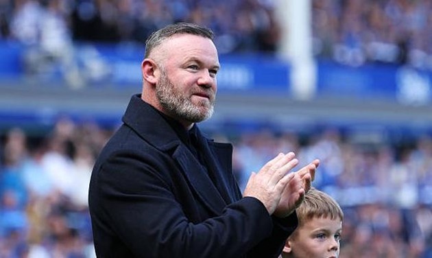 Wayne Rooney có thể sớm trở lại băng ghế huấn luyện.