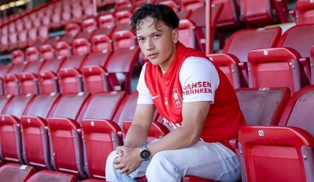 Lenn-Minh Tran muốn cống hiến cho bóng đá Việt Nam.