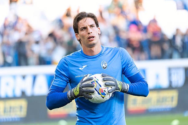 Man United chưa triển khai kế hoạch chiêu mộ Marco Carnesecchi.