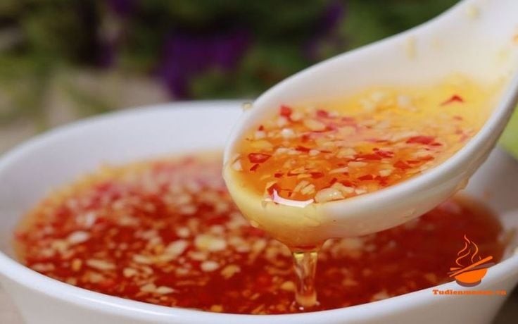Nước mắm chua ngọt