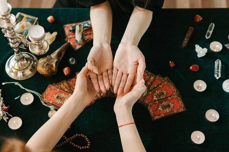 Lòng bàn tay dày thể hiện sự giàu có