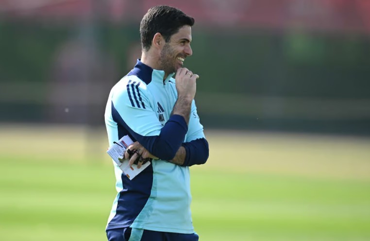 HLV Mikel Arteta đang quy hoạch lại nhân sự cho Arsenal.