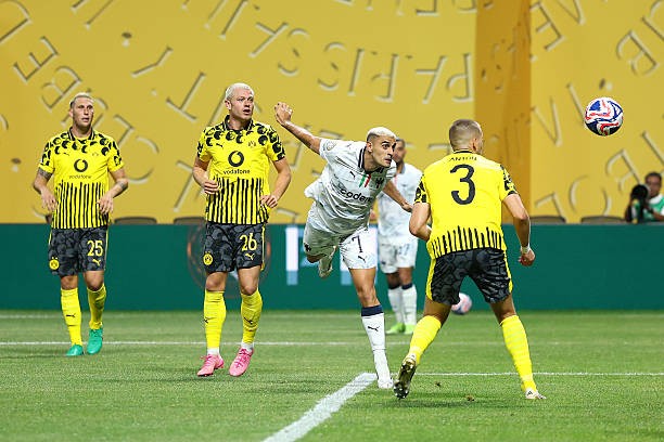 Monterrey đã gây ra nhiều khó khăn cho Dortmund. 
