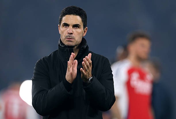 Đã đến lúc Arsenal phải công bố tân binh. 
