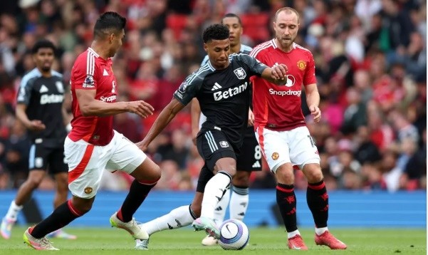 Watkins trở thành mục tiêu hàng đầu của Man Utd. 