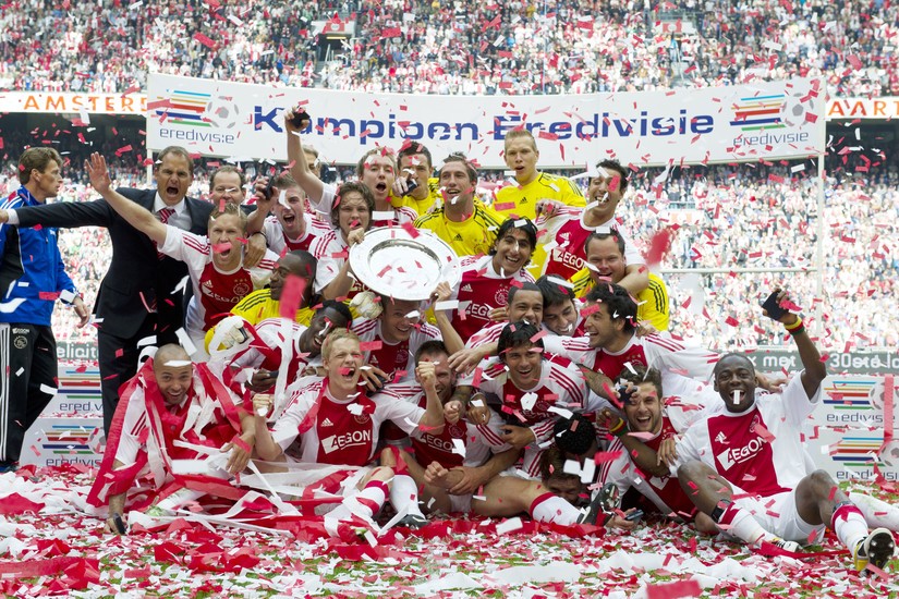 Sự gắn kết của các CĐV biến Ajax thành đội bóng vĩ đại nhất Hà Lan