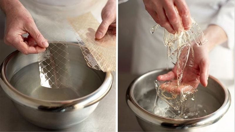 Ngâm gelatin trong nước đá lạnh