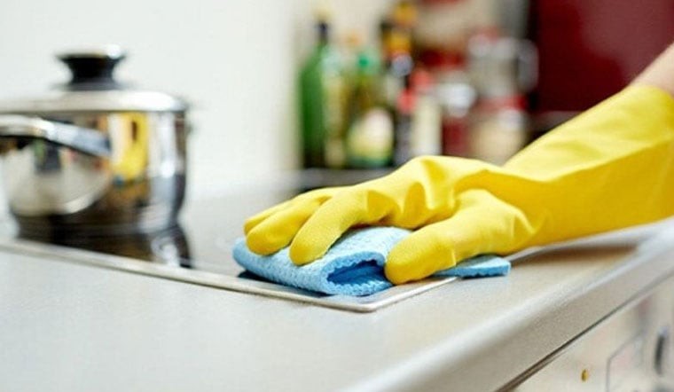 Nhà bếp được coi là “tài khố” của ngôi nhà, cũng là nơi Thần Tài thích ghé thăm. Nên luôn cần dọn dẹp.