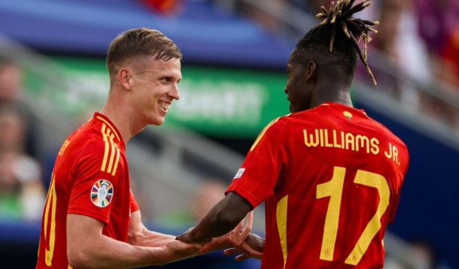 Williams và Olmo có thể sẽ tiếp tục là đồng đội tại Barca.