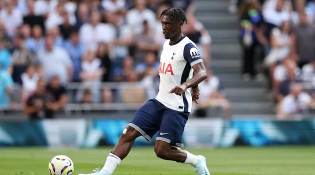 Yves Bissouma được Juventus quan tâm.