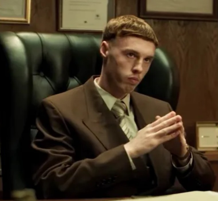 Tạo hình với phong cách 