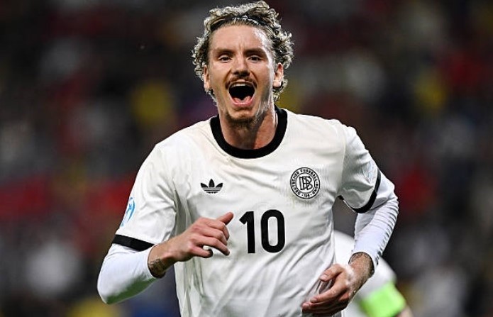 Nick Woltemade là mục tiêu hàng đầu của Bayern.