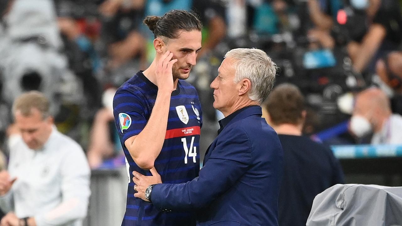 Rabiot có mối quan hệ thân thiết với HLV Deschamp