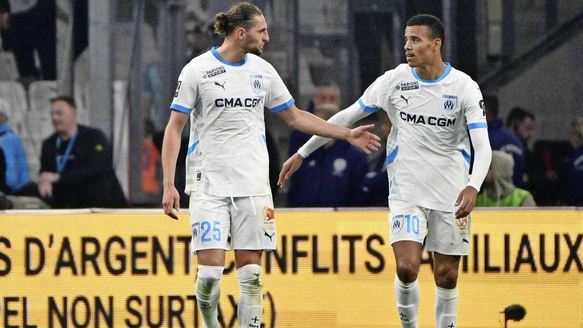 Rabiot và Greenwood đưa Marseille trở lại với UCL