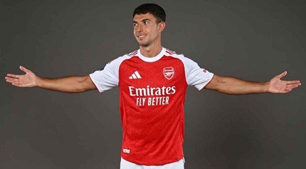 Martin Zubimendi sẽ giúp Arsenal nâng tầm hàng tiền vệ.