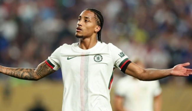 Pedro được kỳ vọng thổi đến làn gió mới mẻ cho hàng công Chelsea.