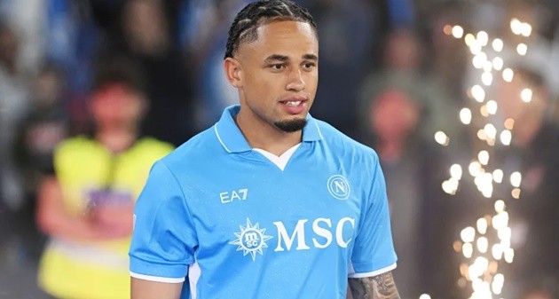 Bremen nhắm Okafor. 