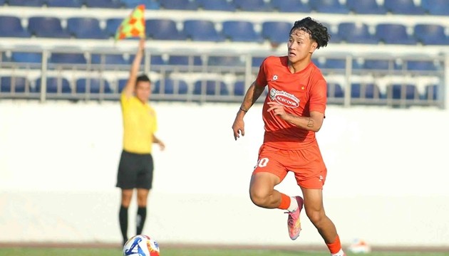 Alex Bùi phải cạnh tranh khốc liệt ở U23 Việt Nam.