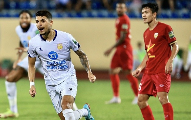 Nam Định thuộc nhóm CLB kiến nghị tăng ngoại binh thi đấu tại V-League